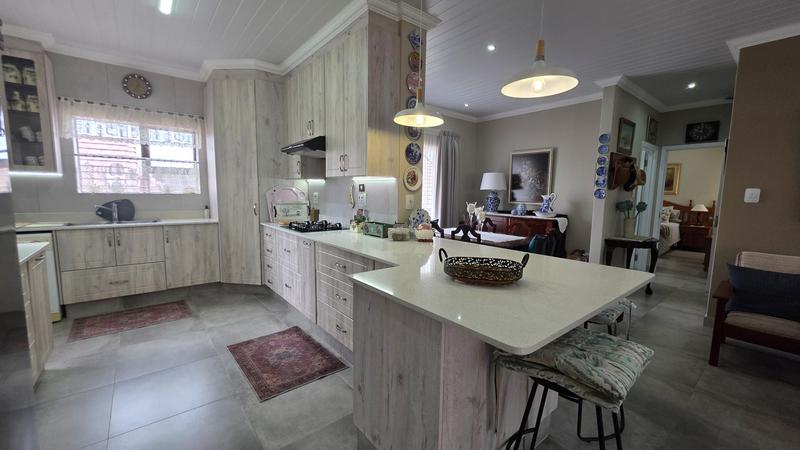 2 Bedroom Property for Sale in Dana Bay Western Cape